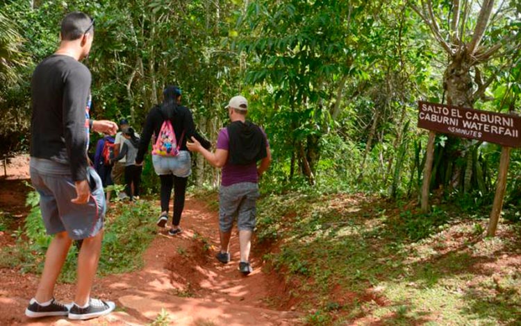 Turismo ecológico, en El Caburní, Trinidad, Sancti Spíritus.