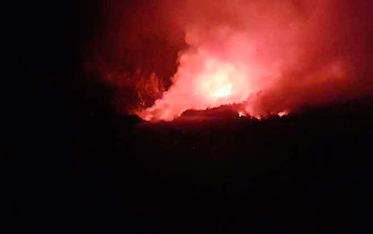 Incendio en vertedero municipal de Santa Clara