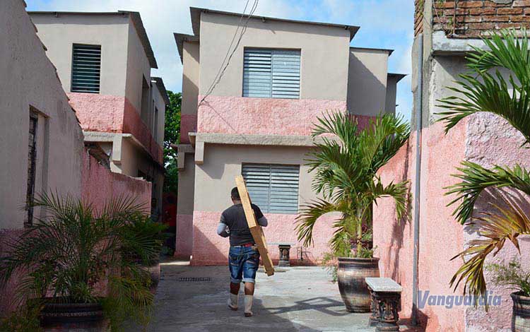 Locales en desuso se convierten en nuevas viviendas en Santa Clara.