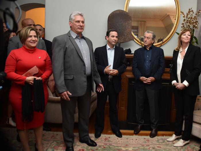 Miguel Díaz-Canel junto a Robert de Niro Miguel Díaz-Canel junto a Robert de Niro