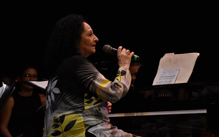 Beatriz Márquez en el concierto final del Encuentro Todas las musas todas. Beatriz Márquez en el concierto final del Encuentro Todas las musas todas.