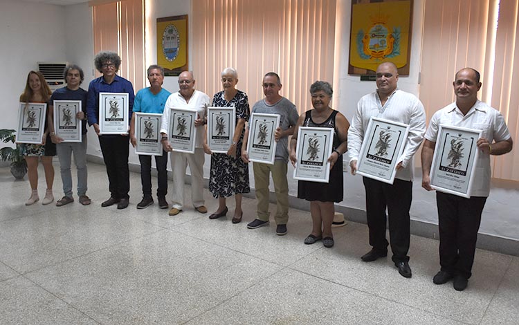 Los acreedores de El Zarapico, máxima distinción cultural que otorga la Asamblea Provincial del Poder Popular en Villa Clara.