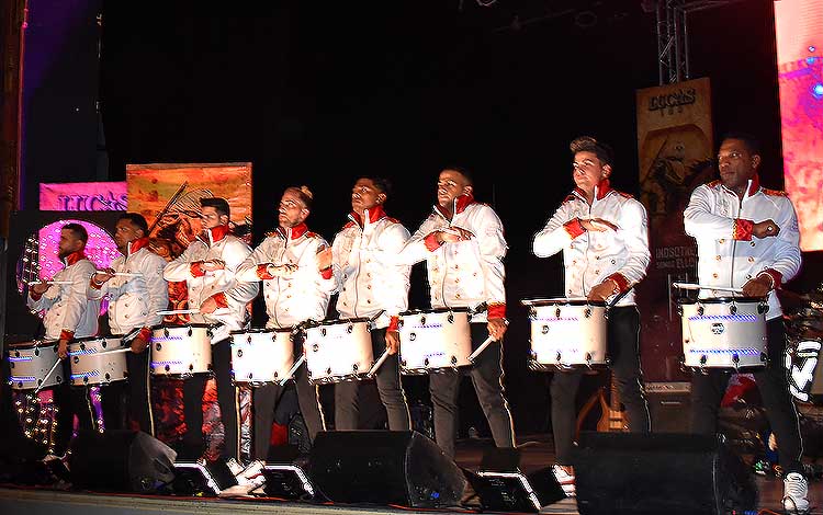 Will Campa y su grupo
