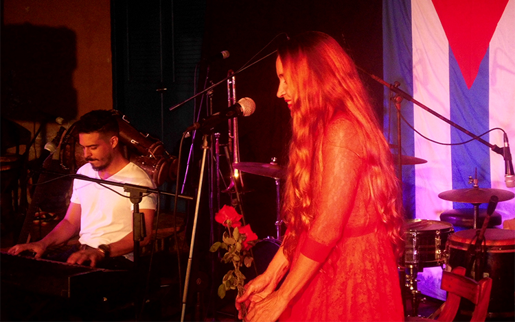 Roxana Pineda y Juan Manuel Campos
