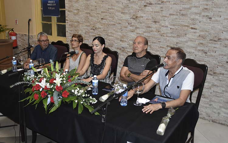 Conferencia de prensa del BNC Conferencia de prensa del BNC