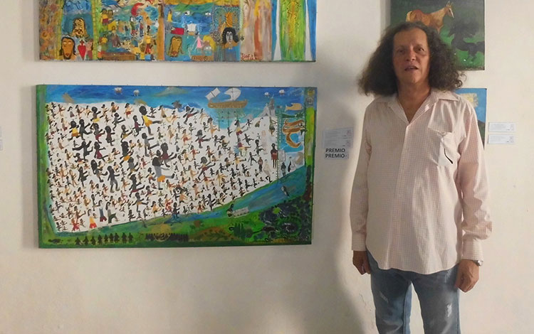 Pintor villaclareño Noel Guzmán Bofill Rojas, premio en el Salón Territorial de Arte Popular. 
