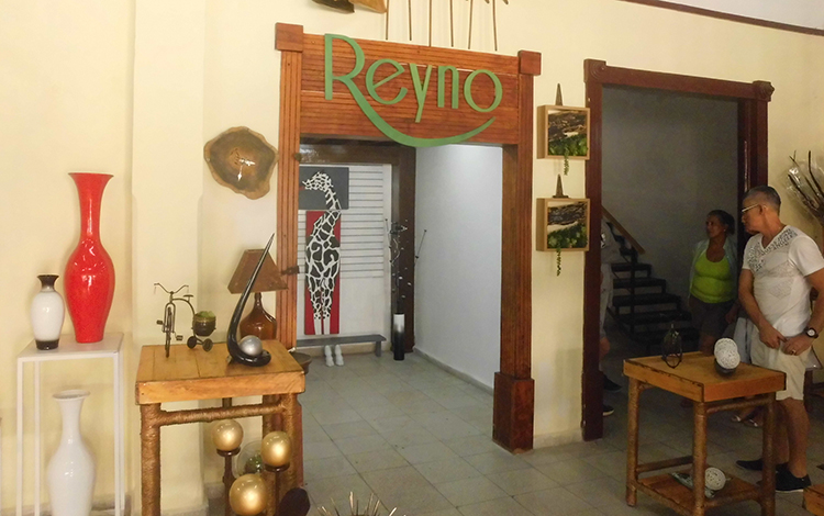 Tienda de Fondo de Bienes Culturales de Santa Clara.