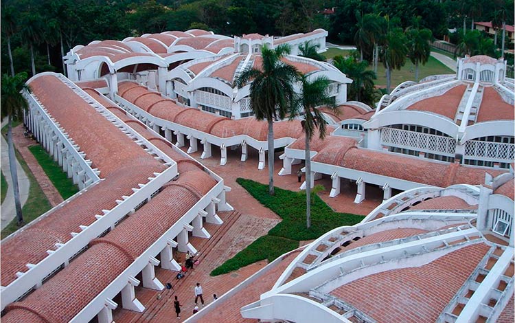 Escuela Nacional de Arte, La Habana, Cuba.