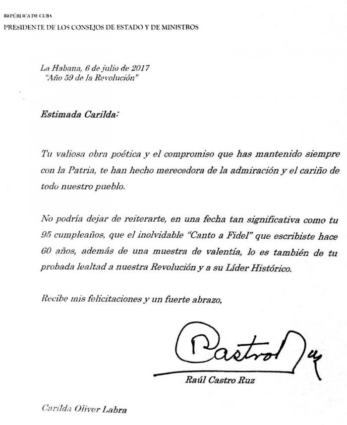 Felicitación de Raúl Castro a Carilda Oliver por su cumpleaños 95.