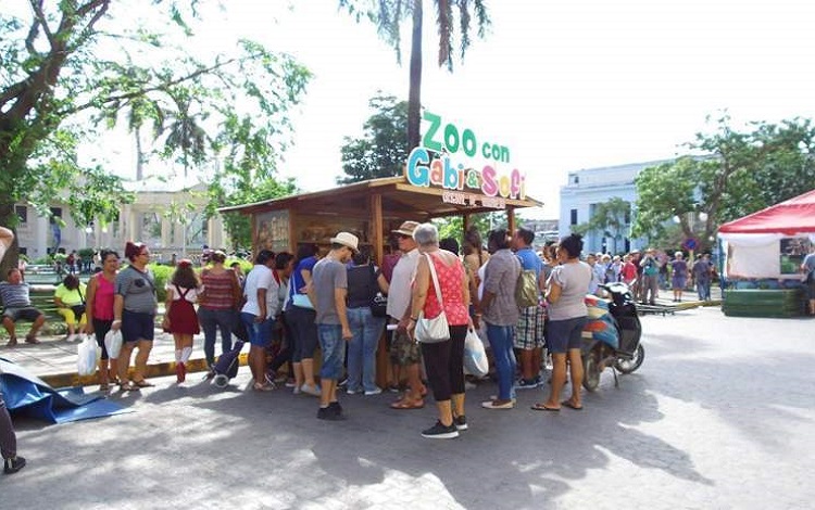 Tienda de Gabi&Sofi en el Parque Vidal de Santa Clara, Villa Clara Tienda de Gabi&Sofi en el Parque Vidal de Santa Clara, Villa Clara