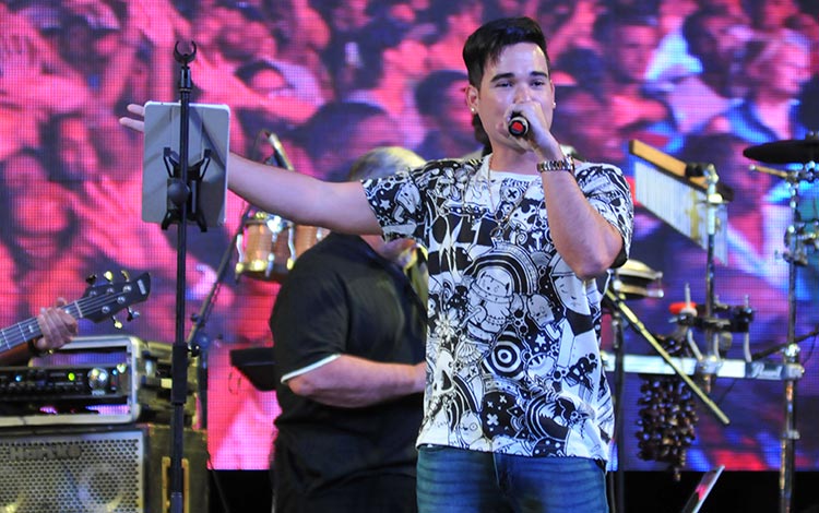 Duani Ramos, cantante de Moncada.