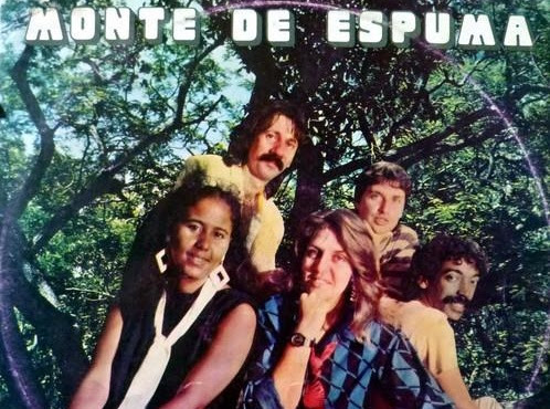 Mario Daly y el grupo Monte de Espuma. Mario Daly y el grupo Monte de Espuma.
