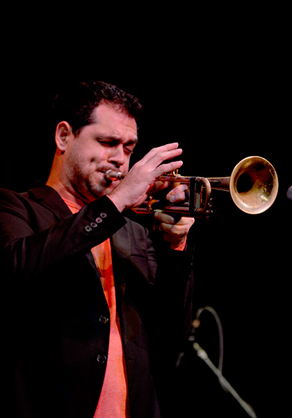 Harold López-Nussa en concierto, Santa Clara Harold López-Nussa en concierto, Santa Clara