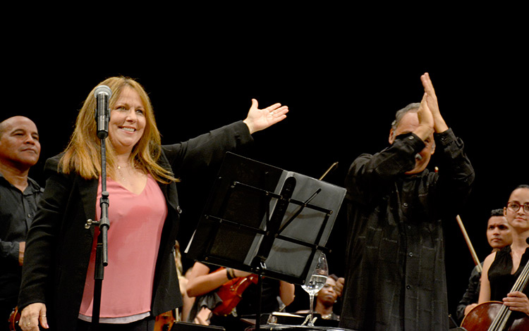 Liuba María Hevia y Enrique Pérez Mesa. Liuba María Hevia y Enrique Pérez Mesa.