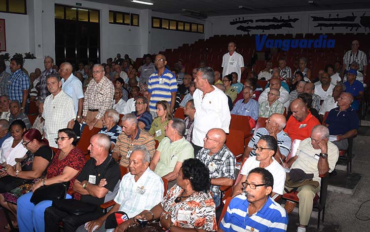 Delegados a la Conferencia de la Asociación Nacinal de Combatientes de la Revolución Cubana en Villa Clara. Delegados a la Conferencia de la Asociación Nacinal de Combatientes de la Revolución Cubana en Villa Clara.