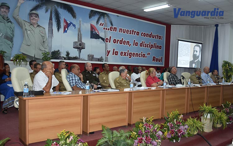 Presidencia de la Conferencia de la Asociación Nacinal de Combatientes de la Revolución Cubana en Villa Clara. Presidencia de la Conferencia de la Asociación Nacinal de Combatientes de la Revolución Cubana en Villa Clara.