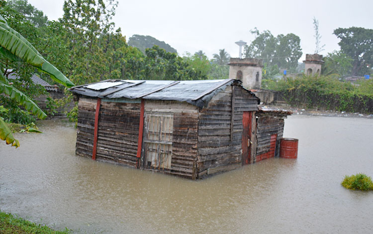 Inundaciones en el reparto Camacho-Libertad, de Santa Clara.