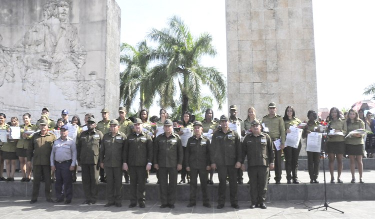 Graduación del Instituto Superior del Minint.