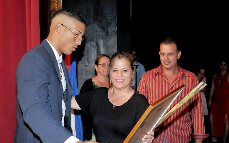 Osvary Morrell, mejor atleta de Villa Clara en deporte individual en 2017. Osvary Morrell, mejor atleta de Villa Clara en deporte individual en 2017.