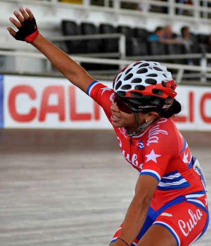 Marlies Mejías, campeona centroamericana de scratch. Marlies Mejías, campeona centroamericana de scratch.