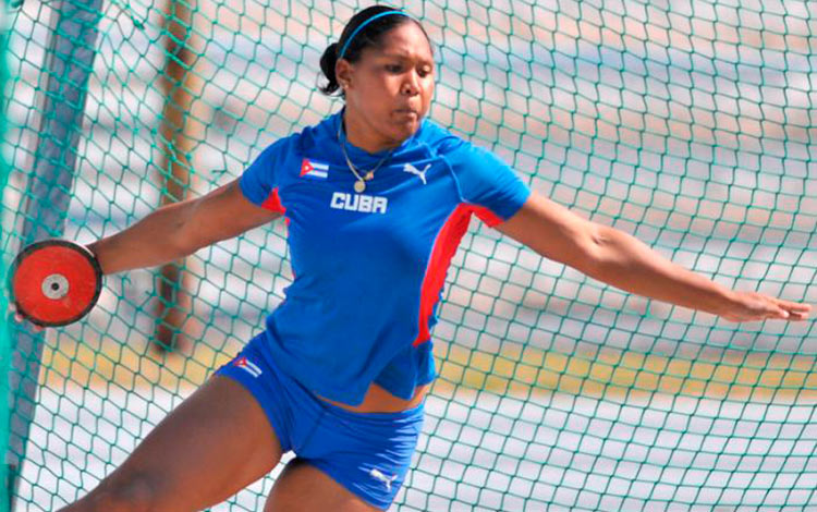 Discóbola cubana Denia Caballero. Discóbola cubana Denia Caballero.