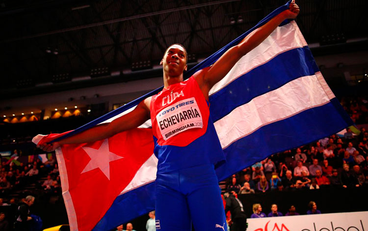 Juan Miguel Echevarría, campeón mundial de salto largo bajo techo. Juan Miguel Echevarría, campeón mundial de salto largo bajo techo.