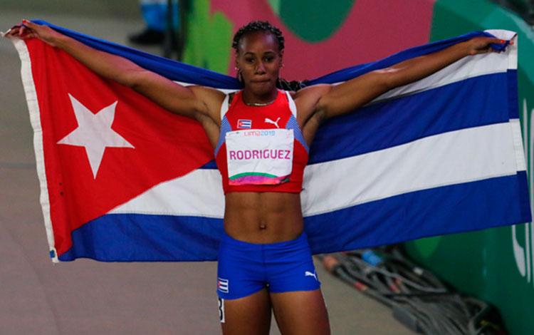 Adriana Rodrí­guez, campeona panamericana de heptatlón.