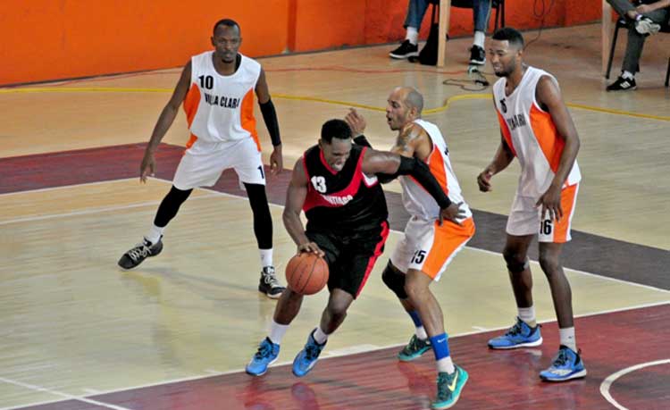 Lobos del baloncesto de Villa Clara. Lobos del baloncesto de Villa Clara.
