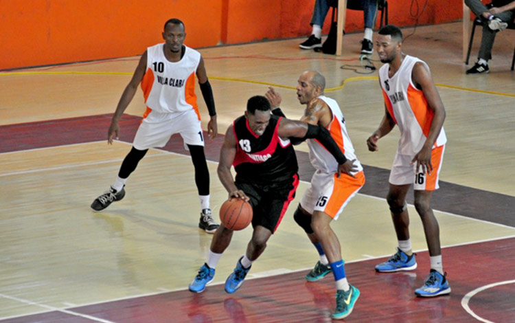 Lobos del baloncesto de Villa Clara.