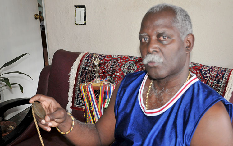 Conrado Pérez Armenteros, exbaloncestista y entrenador cubano.