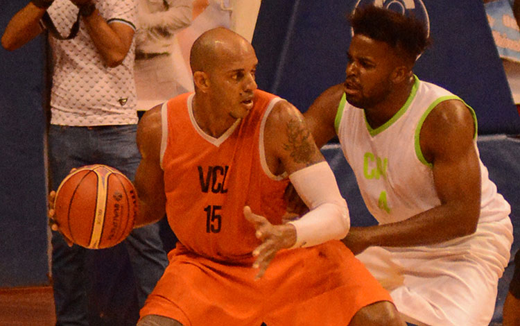 Andy Boffil en el último juego de Villa Clara contra Ciego de ívila. Andy Boffil en el último juego de Villa Clara contra Ciego de ívila.