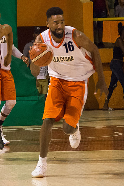 Yoel Cubillas, jugador de baloncesto de Villa Clara. Yoel Cubillas, jugador de baloncesto de Villa Clara.