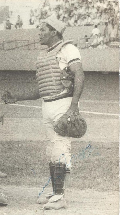 Lázaro Pérez Agramonte, receptor del béisbol cubano, integrante de equipos Azucareros.. Lázaro Pérez Agramonte, receptor del béisbol cubano, integrante de equipos Azucareros..