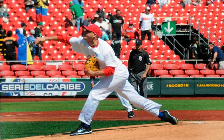 Lázaro Blanco, pitcher cubano.