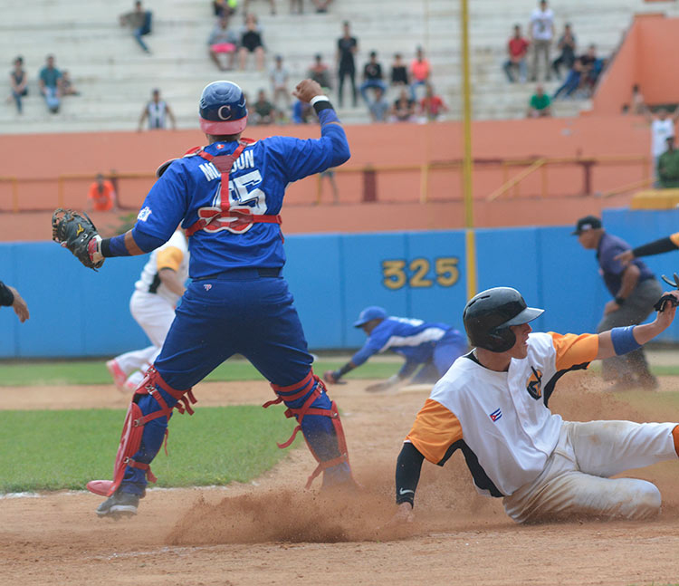 César Prieto, el refuerzo más joven de Villa Clara