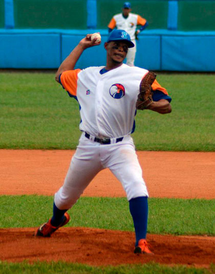 José íngel García, ganador por Sancti Spíritus del tercer juego de la subserie contra Villa Clara. José íngel García, ganador por Sancti Spíritus del tercer juego de la subserie contra Villa Clara.