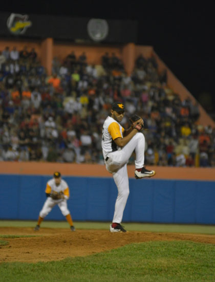 Misael Villa, pitcher abridor de Villa Clara. Misael Villa, pitcher abridor de Villa Clara.