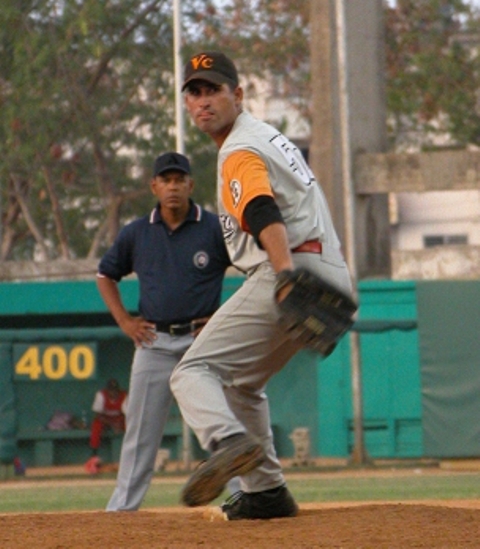 Vladimir Hernández, pitcher del Villa Clara Vladimir Hernández, pitcher del Villa Clara