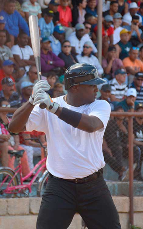 Yuniesky Betancourt (Rikimbili) Yuniesky Betancourt (Rikimbili)