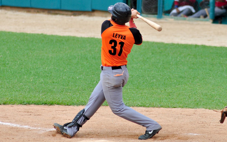 Ivalio Leyva, pelotero de Villa Clara.