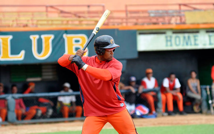 Leandro Turiño, pelotero de Villa Clara.