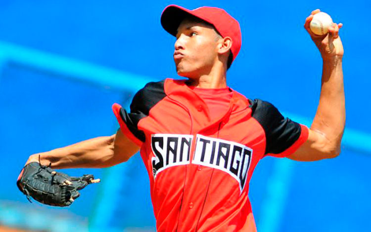 Ulfrido García, pitcher de Santiago de Cuba y de la selección nacional sub 23 de béisbol.