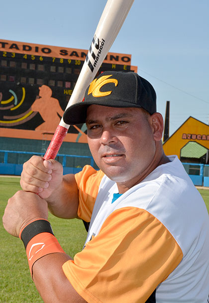 Yandrys Canto, pelotero de Villa Clara. Yandrys Canto, pelotero de Villa Clara.