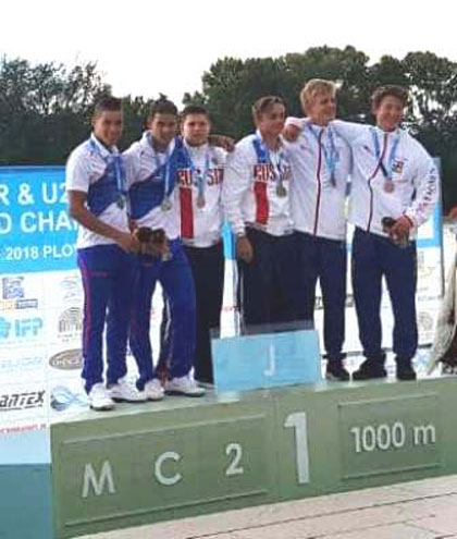 Premiación de dupla cubana en Campeonato Mundial Juvenil de Canotaje. Premiación de dupla cubana en Campeonato Mundial Juvenil de Canotaje.