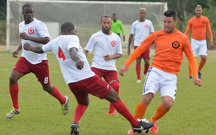 Eduardo Estupiñán, Expreso del Centro