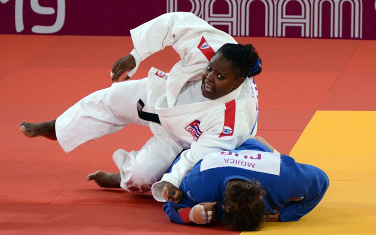 Idalys Ortiz en el combate final de Lima 2019, contra la puertorriqueña Melissa Mojica. Idalys Ortiz en el combate final de Lima 2019, contra la puertorriqueña Melissa Mojica.