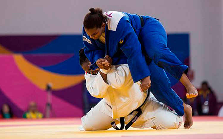 Idalys Ortiz en el combate contra la trinitaria Gabriella Wood, Lima 2019. Idalys Ortiz en el combate contra la trinitaria Gabriella Wood, Lima 2019.