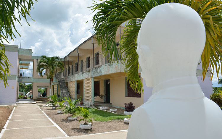 Preuniversitario José Martí, de Camajuaní.