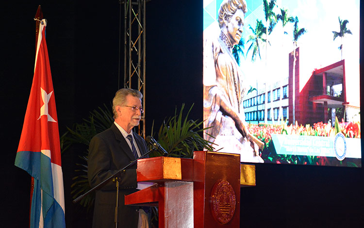 Dr. íngel Rubio González 