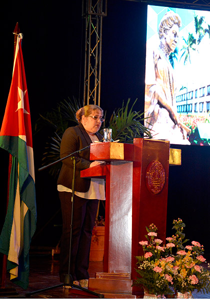 Dr. Osana Moleiro, rectora de la Universidad Central